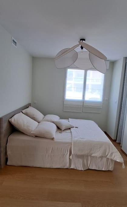 Magnifique T2 - Les Pieds Dans L'eau Piscine/plage Appartement *
